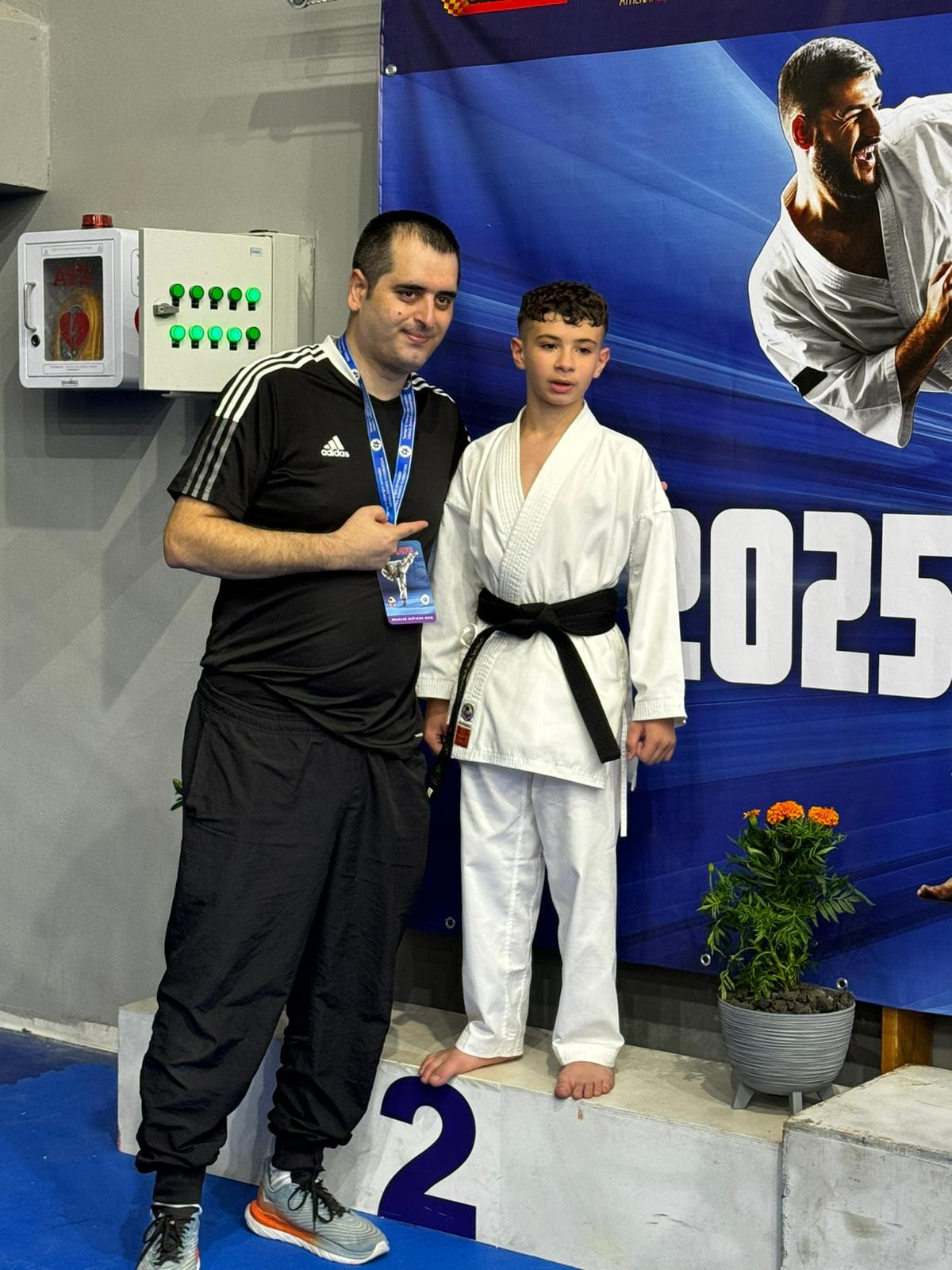 ابطال وبطلات مدرسة حسني عرار للكراتيه يشاركون في بطولة اسرائيل للكراتيه للعام 2025